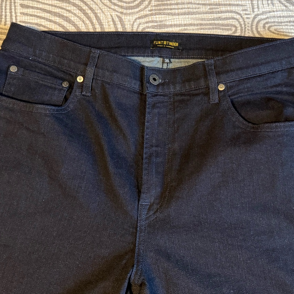 Men’s Slim Dark Wash Jeans Never Worn
